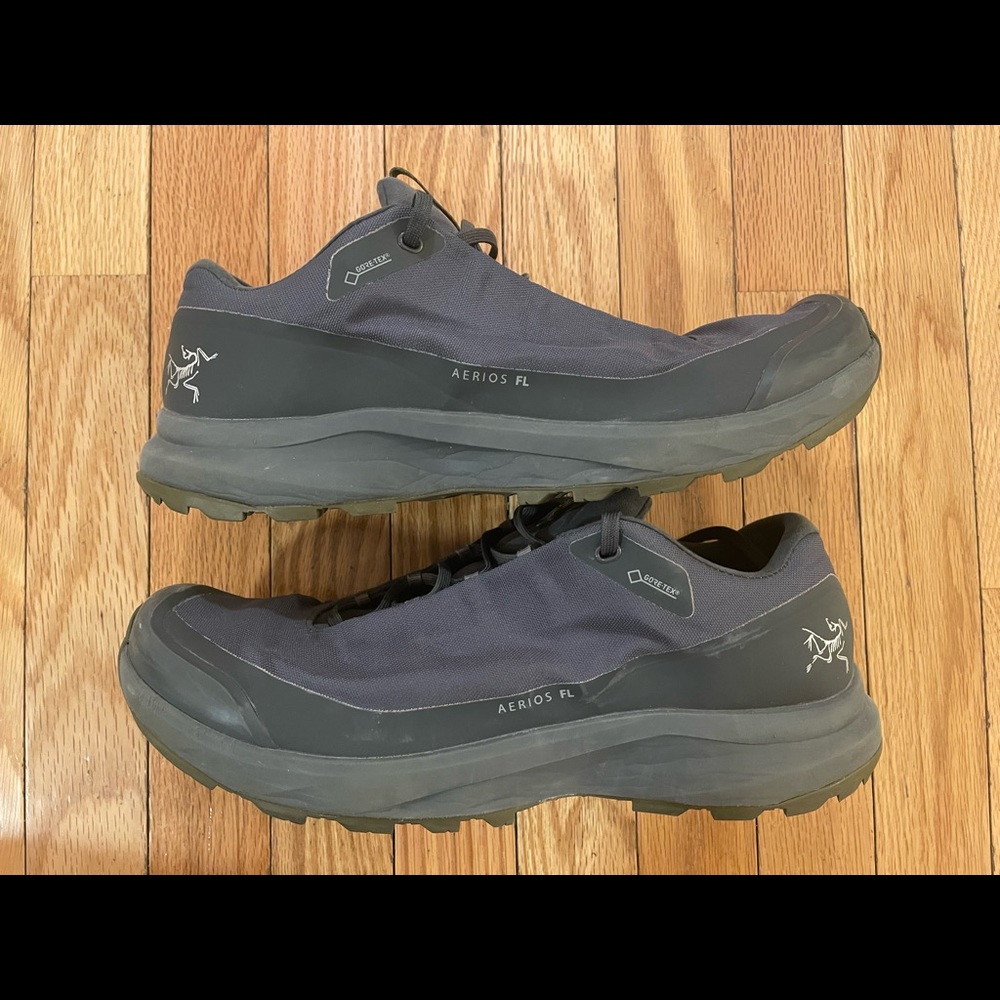 Arcteryx Arc’teryx Mens Aerios FL Gore Tex Hiking sneaker shoe. Size 10. Gray